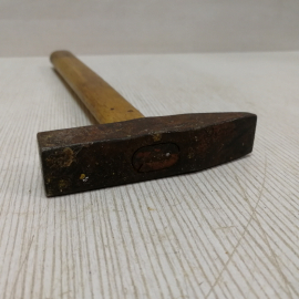 Молоток с деревянной ручкой, СССР. Картинка 6